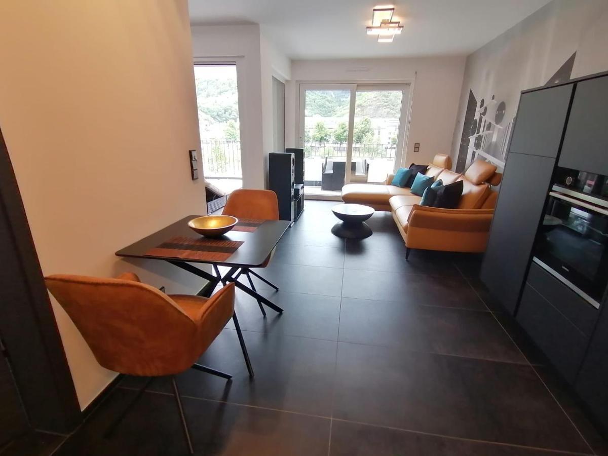 Excellence Juwel Apartment *